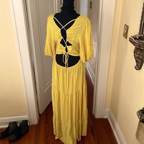 NWT‎ ASOS Nobody’s Child Tiered Maxi Dress Size 12 - Picture 3 of 5